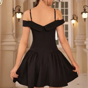 Black Y2K Off-Shoulder Mini Dress - Sexy 90s Grunge Party Outfit for Women