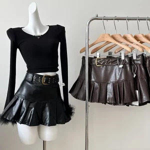 French Gyaru 2000s Aesthetic Y2k Faux Leather Mini Skirt with Belt