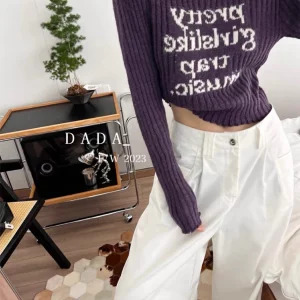 Y2K Aesthetic Embroidered Dark Academia Cropped Sweater - Autumn/Winter Fashion