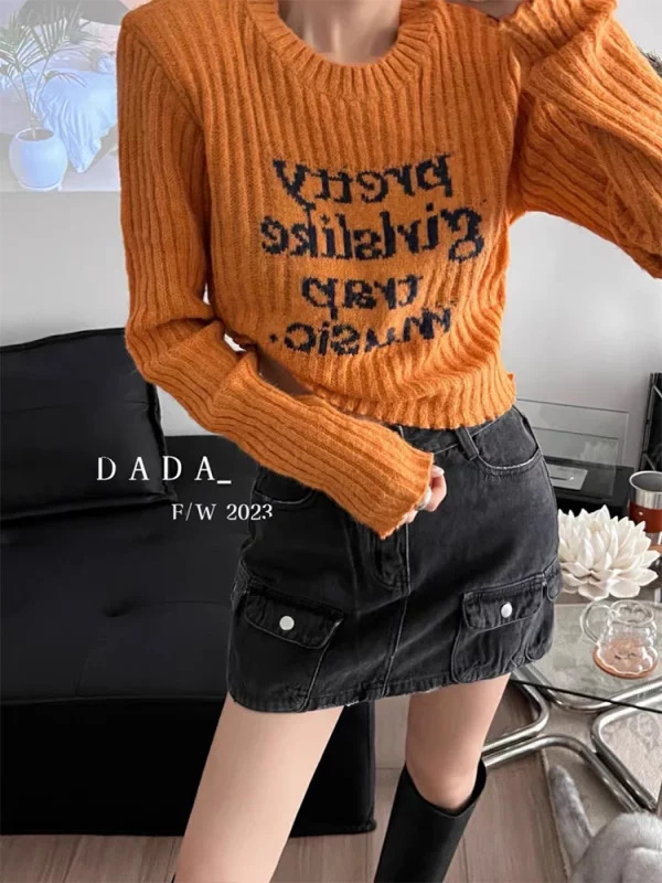 Y2K Aesthetic Embroidered Dark Academia Cropped Sweater - Autumn/Winter Fashion