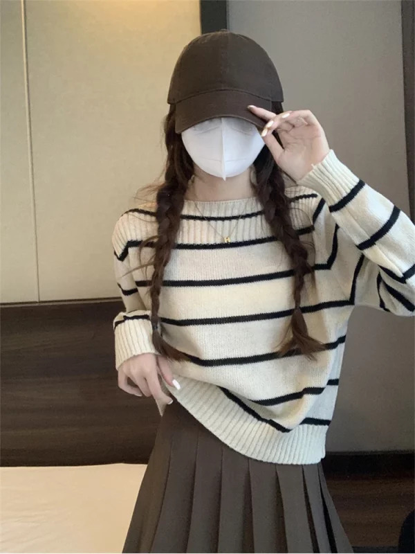 Y2K Aesthetic Striped Jumper - Vintage Korean Fashion for Women