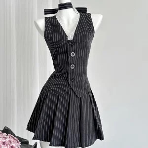 Y2K Aesthetic Women's 2-Piece Set: Striped Lace Vest and Pleated Mini Skirt