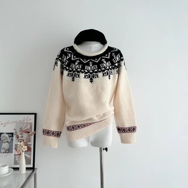 Y2K Grunge Gothic Sweater: Vintage O-Neck Pullover for Dark Academia Style