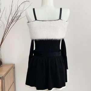 Y2K Grunge Summer Outfit: Retro 90s Fashion Halter Mini Dress