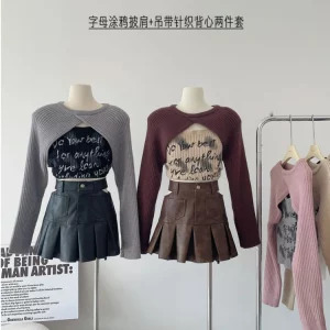 Y2K Grunge Two-Piece Set: Knit Long Sleeve T-Shirts & Dark Academia Crop Tops