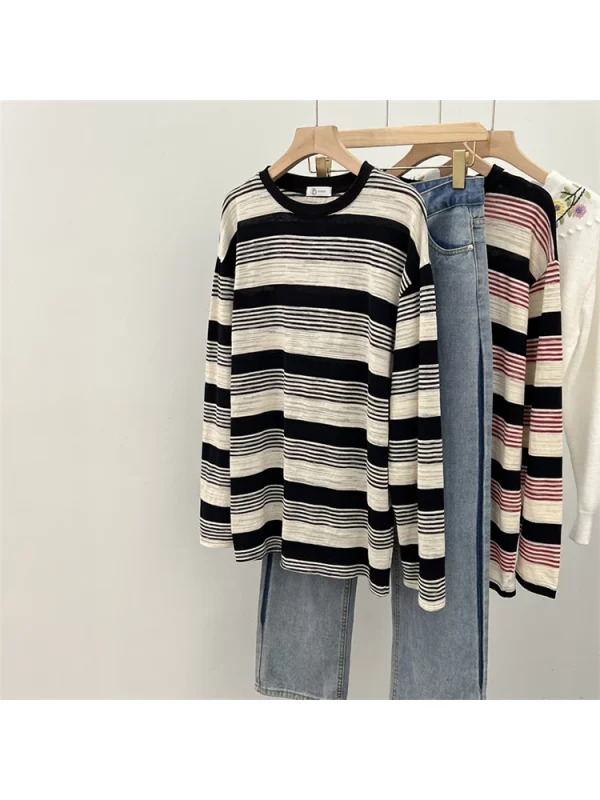 Y2K Harajuku Striped T-Shirt: Loose Fit O-Neck Long Sleeve Top