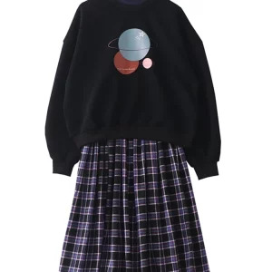 Y2K Inspired Women's Fashion Set: Turtleneck Pullover + High Waist Plaid Skirt