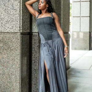 Y2K Pleated Sling Maxi Dress - Elegant Sleeveless Chest Wrap, Chic 90s Grunge Fashion for Women