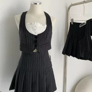 Y2K Vintage Aesthetic Striped 2-Piece Set: Lace Tank Top & Pleated Mini Skirt