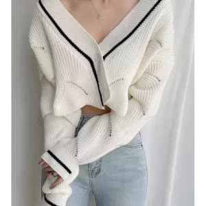 Y2K Vintage Cropped Cardigan: French Style Single-breasted Sweater Bolero with V-neck - Grunge A